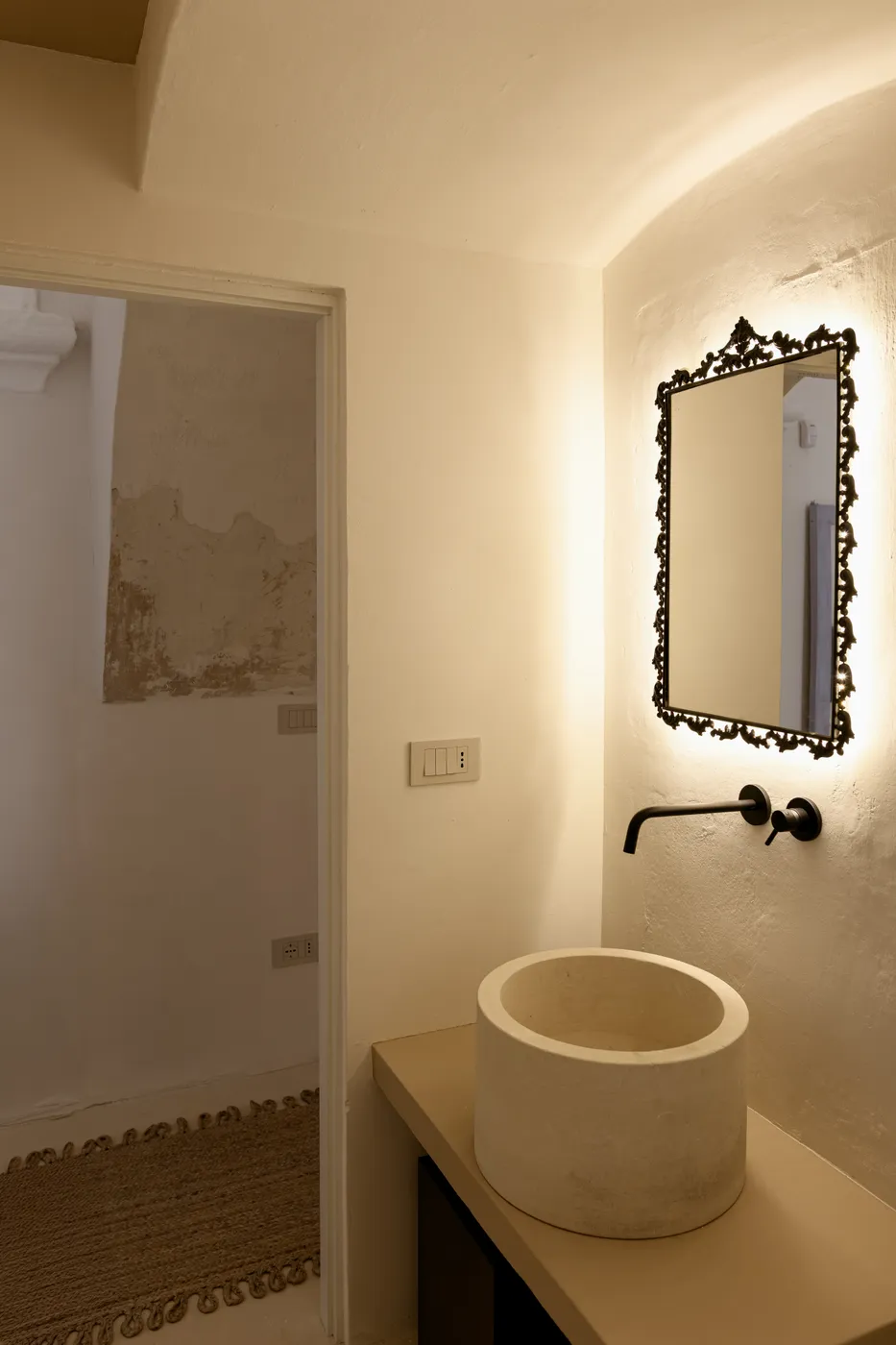 Lavabo in pietra leccese